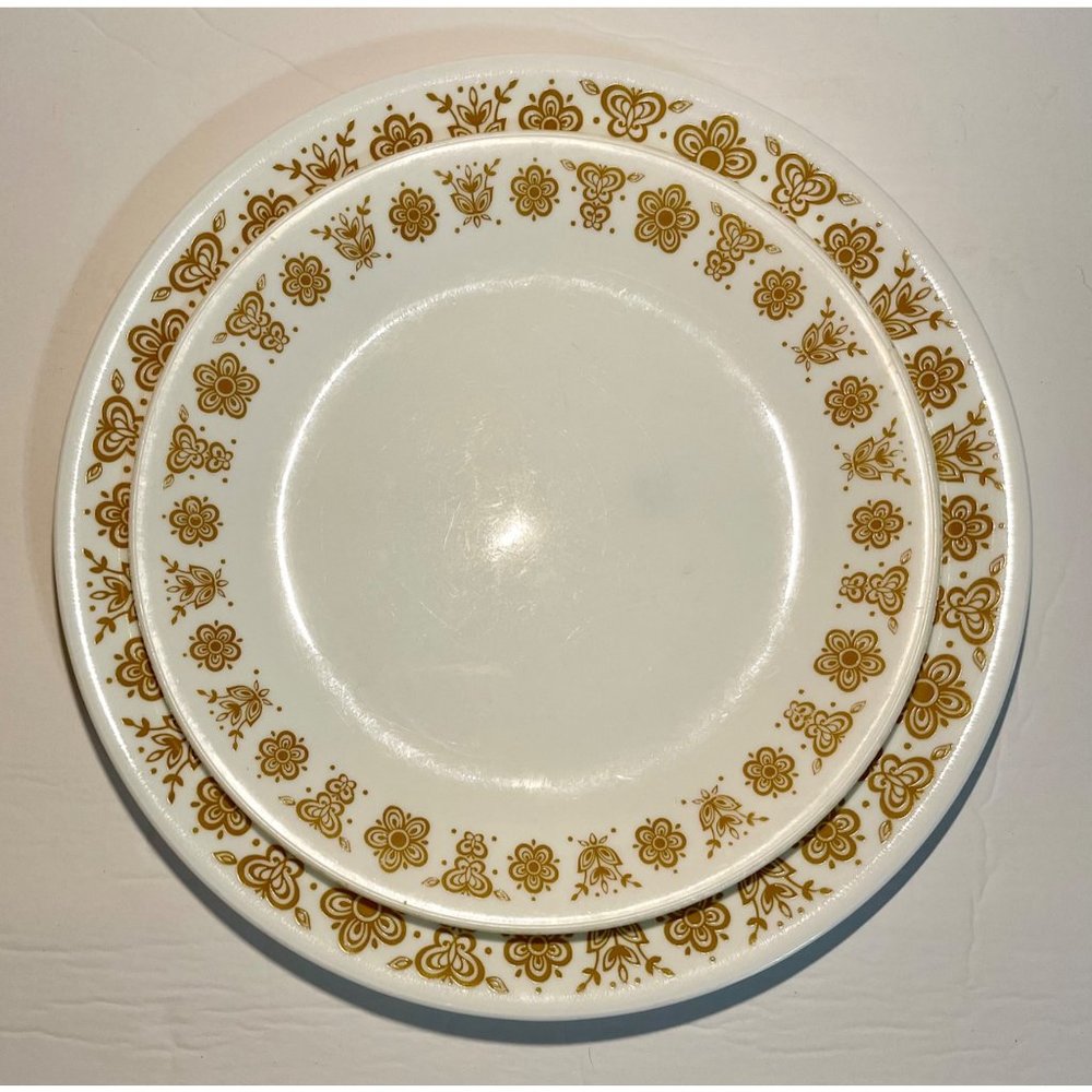 Vintage Corelle Butterfly Gold Dinner Plates and Salad Plates Set of 14 Pieces